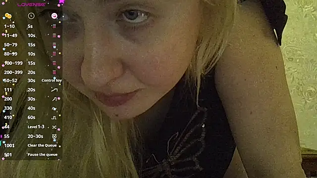 CurvyWild Lady30 online show from February 22, 9:46 pm