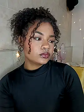 BrianaSweetxxx online show from April 17, 3:53 am