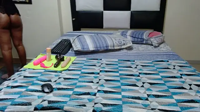 VeronaDimexx online show from March 27, 11:37 pm