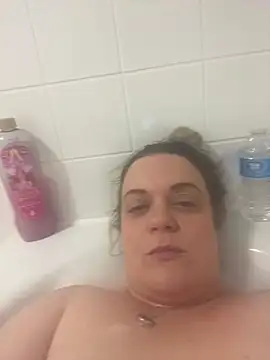 Snapshot of Piper_Milf_36 chatting on February 18, 7:54 pm Piper Milf 36 online show from February 18, 7:54 pm