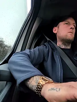 Snapshot of dave32000 chatting on February 27, 12:38 pm dave32000 online show from February 27, 12:38 pm