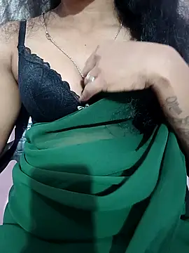 manu sexy  online show from March 7, 9:50 am