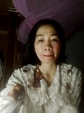 -Lundy- online show from February 11, 1:05 pm