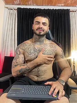 Snapshot of Benjii_Carter1 chatting on March 1, 4:58 am Benjii Carter1 online show from March 1, 4:58 am