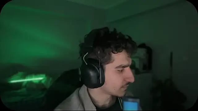 enesbabakral online show from February 10, 1:43 am