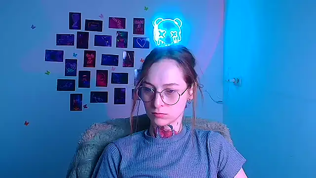 Esmi Winter online show from March 11, 6:08 am