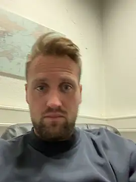 lovefuess online show from February 12, 8:42 am