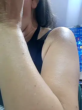 Alexamontiel  online show from March 21, 2:53 pm