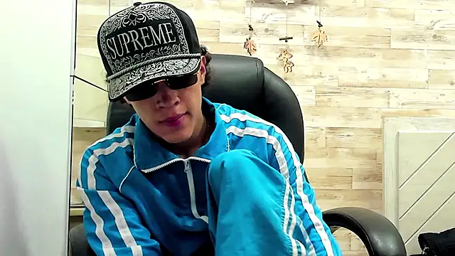 Jordi Cooper online show from February 23, 3:59 am