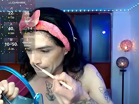 DanniHotBoy02 online show from March 12, 9:10 pm