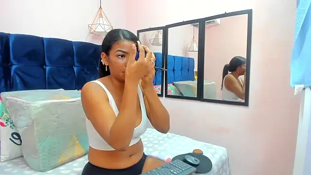 Sexy ebony 1 online show from April 19, 12:15 pm