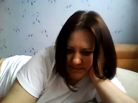 LockyCharm111 online show from March 28, 6:46 am