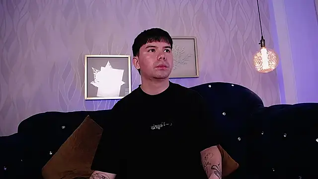 Snapshot of KaiStein chatting on February 20, 6:41 pm KaiStein online show from February 20, 6:41 pm