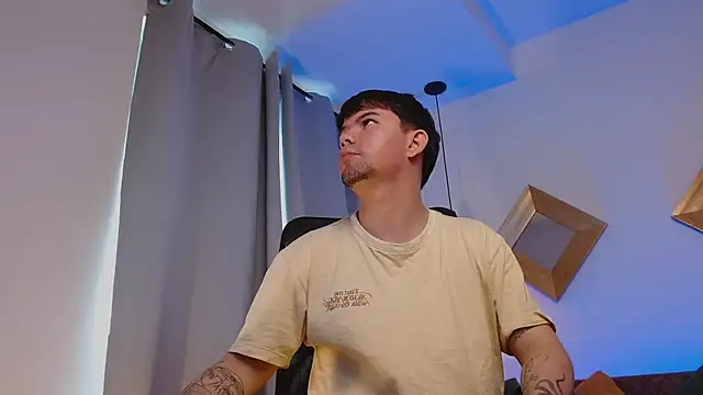 Snapshot of KaiStein chatting on February 28, 6:31 pm KaiStein online show from February 28, 6:31 pm