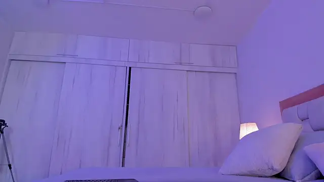 Bunny Blush1 online show from April 7, 7:14 pm