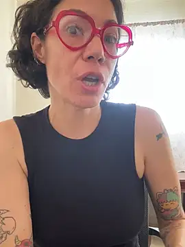 JeanneDuval8888 online show from April 22, 12:35 am