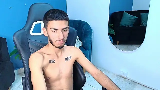 Noah-JONES online show from March 4, 3:56 am