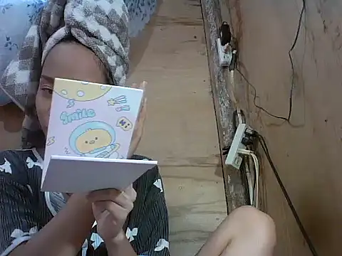 Snapshot of Asianpinay_Skinny1818 chatting on February 26, 1:15 am Asianpinay Skinny1818 online show from February 26, 1:15 am