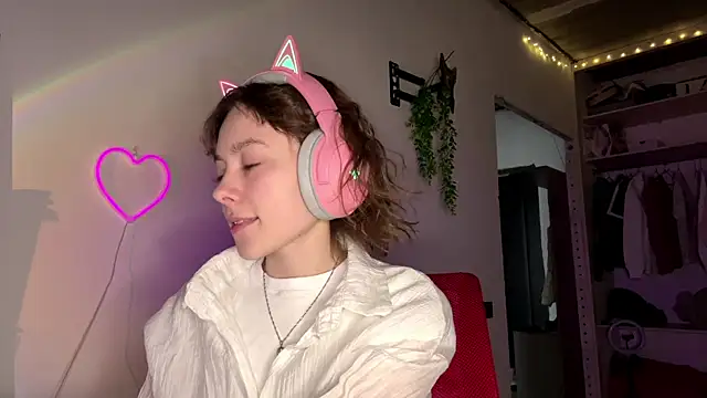 SlunkRear online show from April 5, 10:07 pm