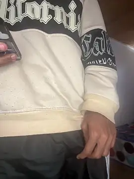 mondacuo3000 online show from April 22, 6:31 pm