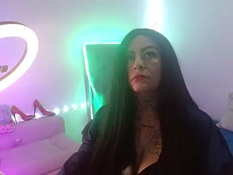 mia vantt online show from March 22, 1:03 pm