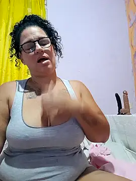 Snapshot of Monalinda-hot chatting on February 18, 10:33 am Monalinda-hot online show from February 18, 10:33 am