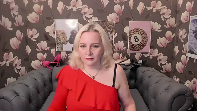 Victoria Notti online show from April 18, 11:14 am