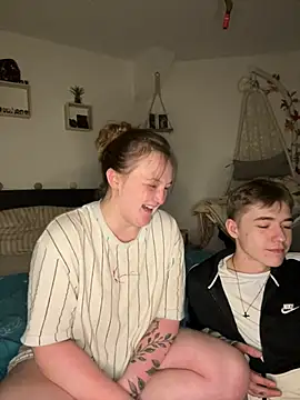 Maryjane-Spidermann online show from February 28, 9:05 pm