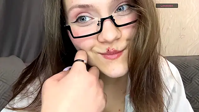 Snapshot of BunnyFleur chatting on March 4, 5:08 pm BunnyFleur online show from March 4, 5:08 pm