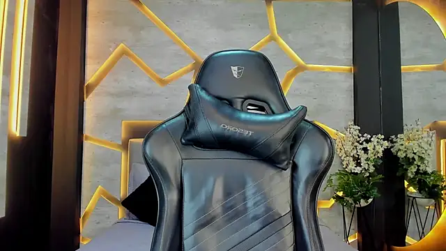 SinLickerr online show from February 25, 7:34 pm