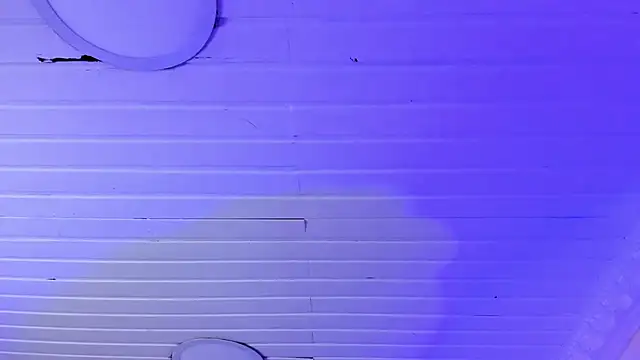 NoaahTylor online show from April 21, 4:19 am