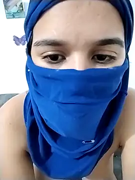 Snapshot of sarah_Dau chatting on March 4, 6:08 am sarah Dau online show from March 4, 6:08 am