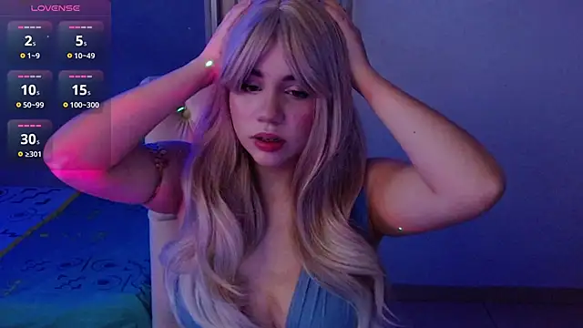 Snapshot of Scarlett_Laurent chatting on March 4, 2:23 pm Scarlett Laurent online show from March 4, 2:23 pm