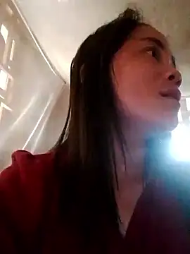 Snapshot of molly-xx chatting on March 3, 7:25 am molly-xx online show from March 3, 7:25 am