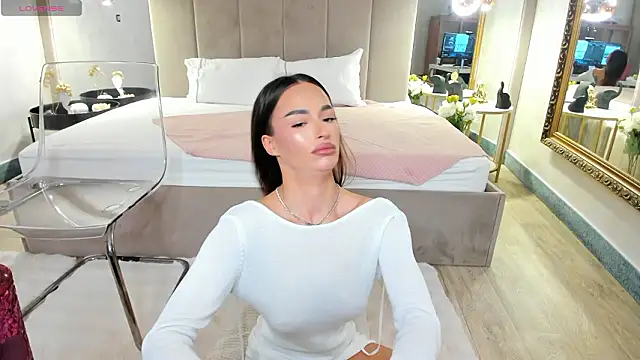 EvaK  online show from March 22, 5:22 am