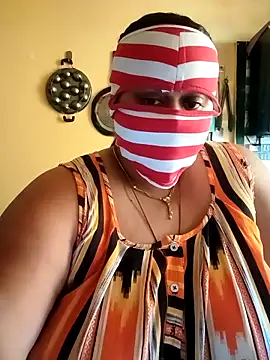 Snapshot of 02Roshni chatting on March 4, 8:53 am 02Roshni online show from March 4, 8:53 am