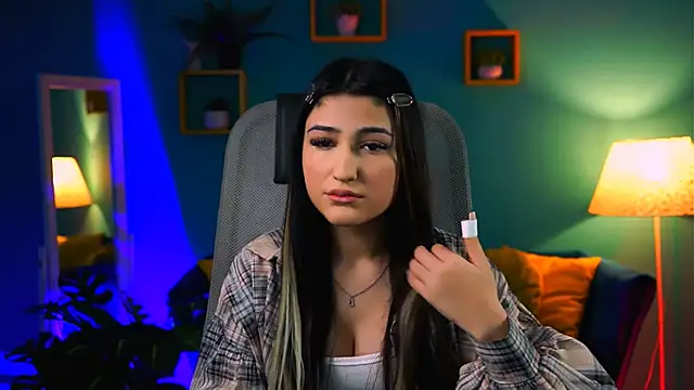 TerezaRobinson online show from February 12, 1:06 pm