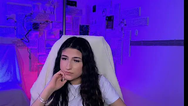 TerezaRobinson online show from February 15, 8:27 pm