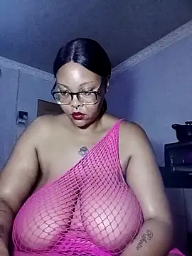 ShantelBootyBoobs online show from March 17, 8:01 pm