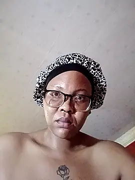 ShantelBootyBoobs online show from April 10, 7:29 pm