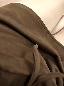 Snapshot of NIANSED chatting on February 21, 11:22 am NIANSED online show from February 21, 11:22 am