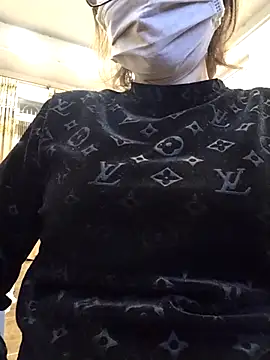 Snapshot of NIANSED chatting on February 22, 6:28 pm NIANSED online show from February 22, 6:28 pm