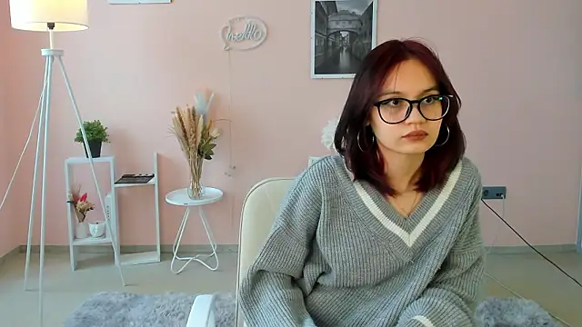 Snapshot of BeatrisRosel chatting on February 15, 7:38 am BeatrisRosel online show from February 15, 7:38 am