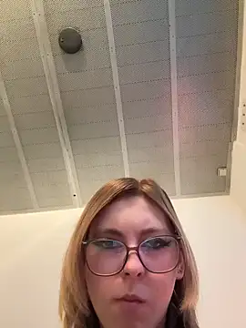 Milli-Kiss online show from March 11, 2:23 pm