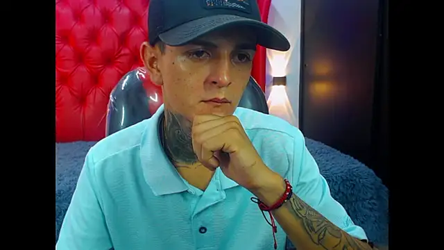 Snapshot of benjamin_anthony chatting on February 26, 2:21 am benjamin anthony online show from February 26, 2:21 am