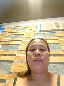 squirtshantal online show from March 2, 7:15 am