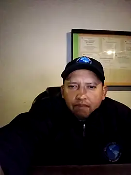 Snapshot of Hachi28 chatting on February 27, 4:45 am Hachi28 online show from February 27, 4:45 am