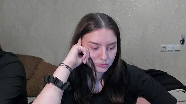 Snapshot of love_lina_muuur chatting on February 27, 5:13 pm love lina muuur online show from February 27, 5:13 pm