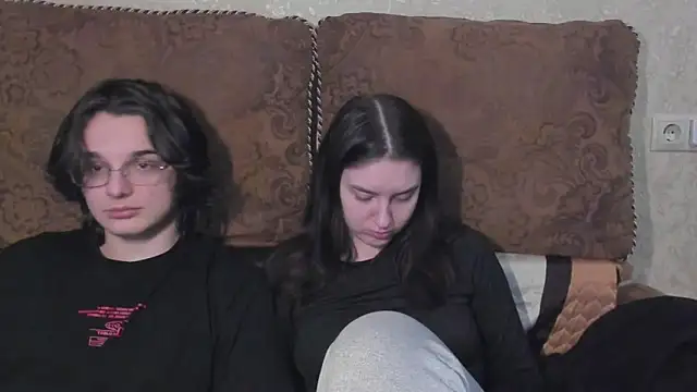 Snapshot of love_lina_muuur chatting on March 4, 4:13 pm love lina muuur online show from March 4, 4:13 pm