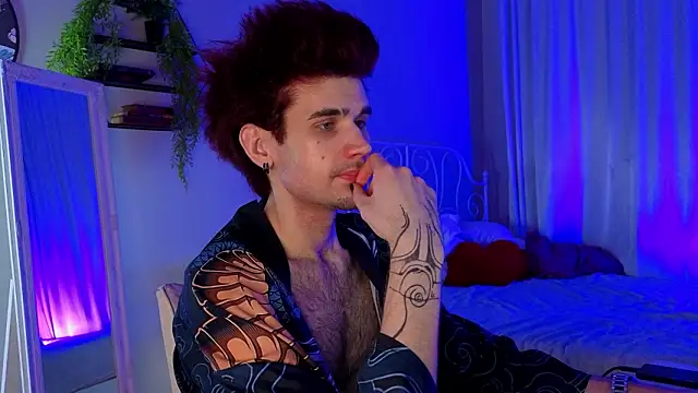 Snapshot of trevor_dreams chatting on March 3, 8:59 pm trevor dreams online show from March 3, 8:59 pm